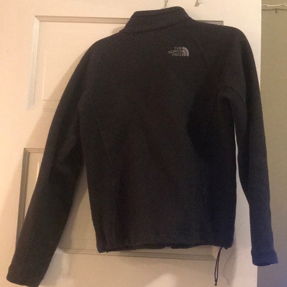 Black north face jacket - Picture 2 of 2